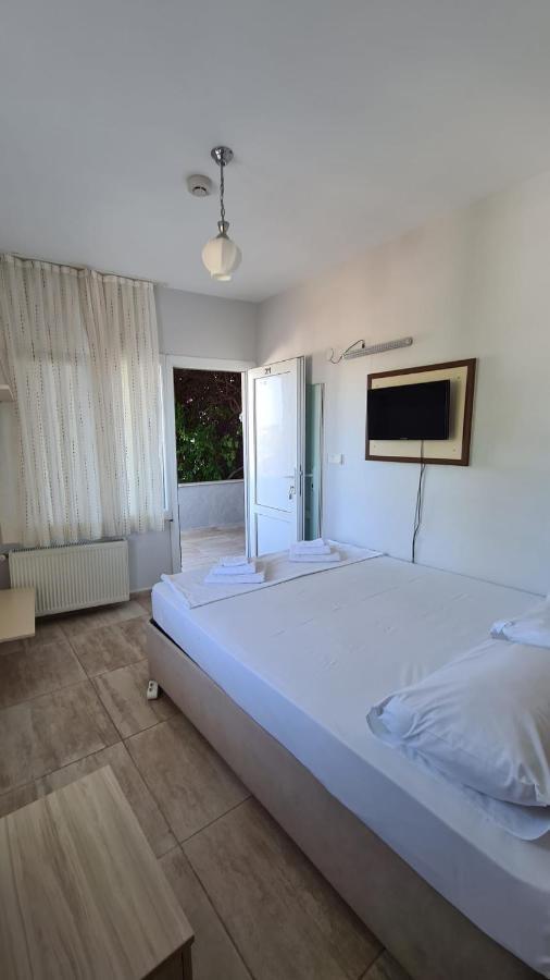 Begonvil Otel Çeşme Exterior foto